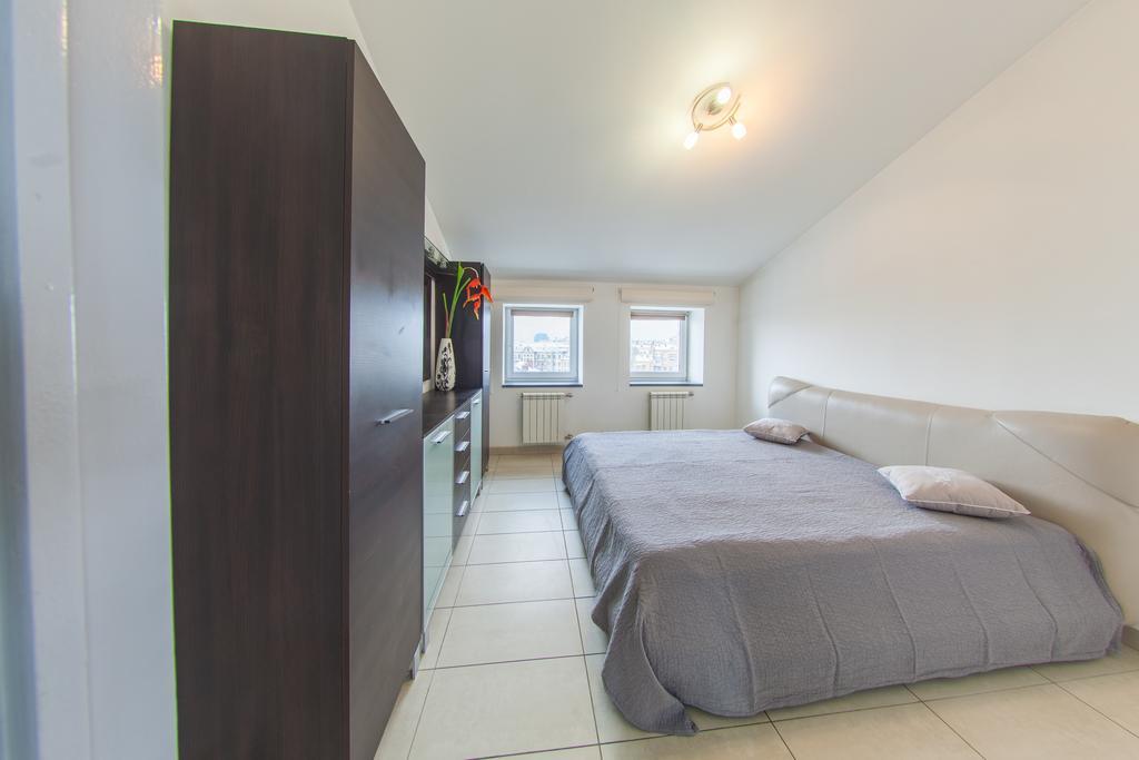 Mansard Apartment Antonovicha 4 Kiev Habitación foto