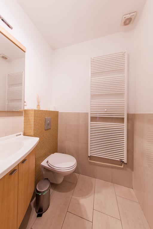 Mansard Apartment Antonovicha 4 Kiev Exterior foto