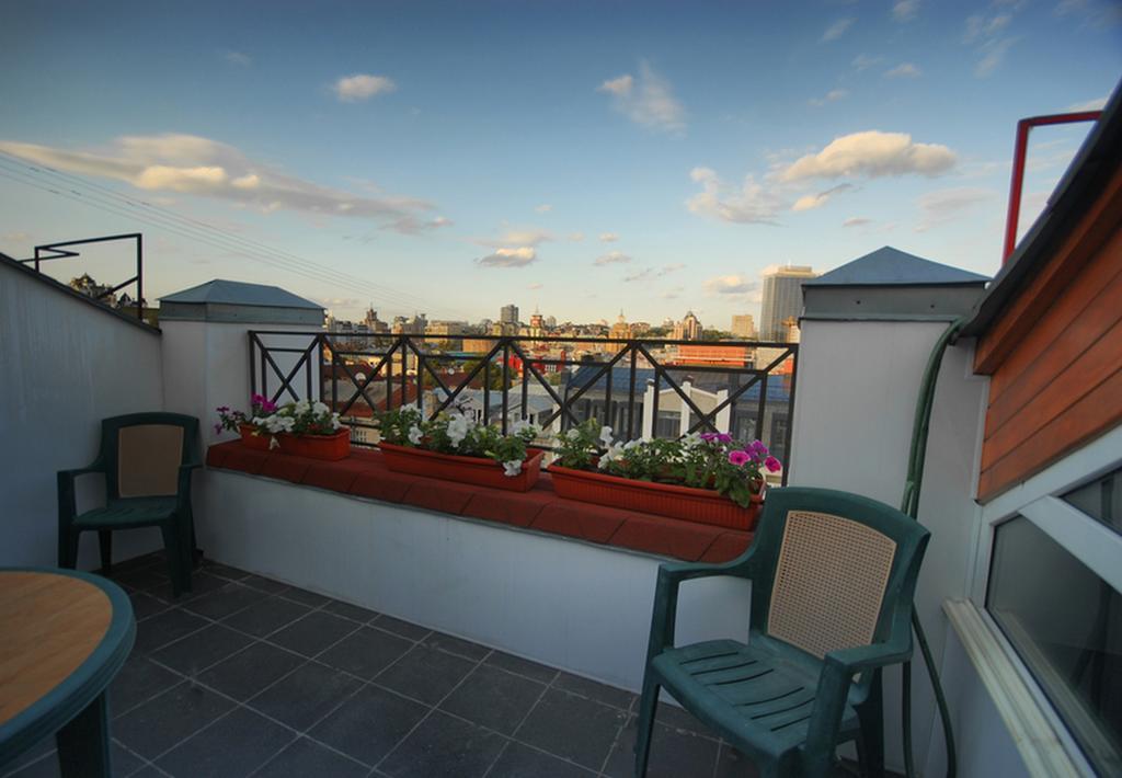 Mansard Apartment Antonovicha 4 Kiev Exterior foto